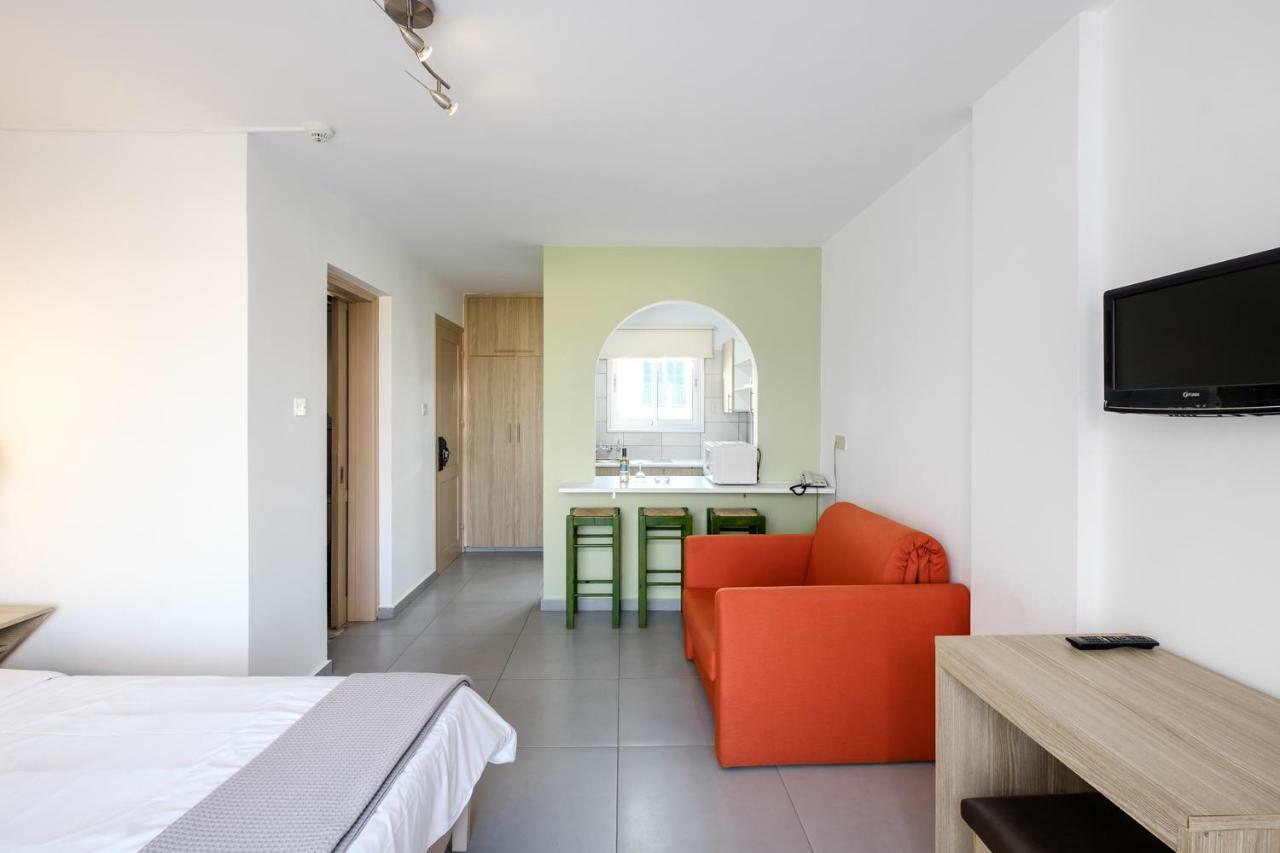 Pandream Hotel Apartments Paphos Exterior foto