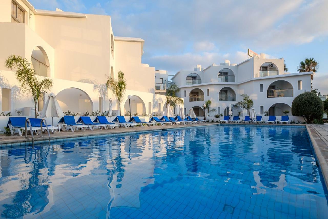 Pandream Hotel Apartments Paphos Exterior foto